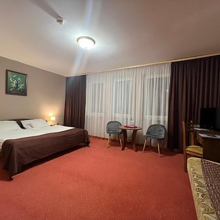 Hotel Клодзько Екстер'єр фото