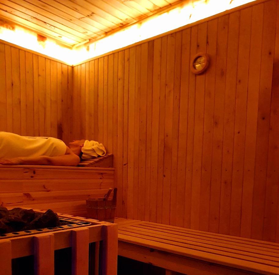 Hotel Клодзько Екстер'єр фото
