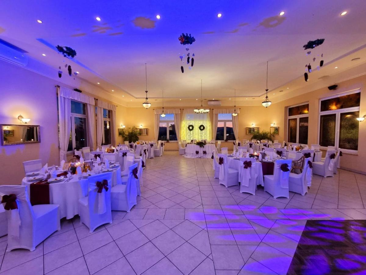 Hotel Клодзько Екстер'єр фото