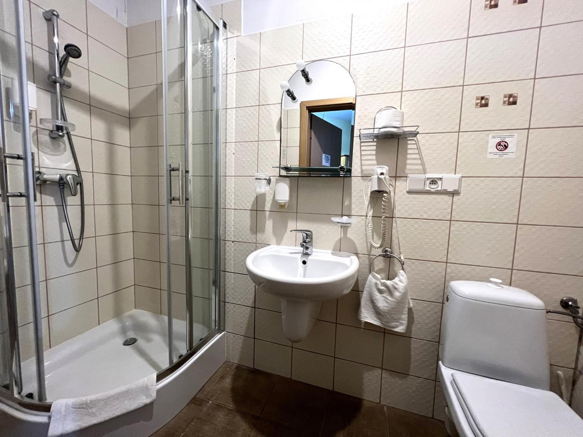 Hotel Клодзько Екстер'єр фото